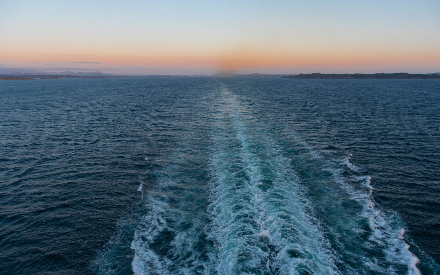Photo of sea waves